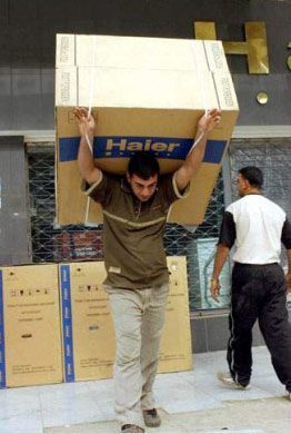 戰(zhàn)后重建家園，伊拉克人為何把海爾洗衣機(jī)搬回家？